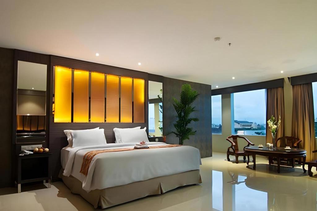 Aria Barito Hotel Банджармасін Екстер'єр фото
