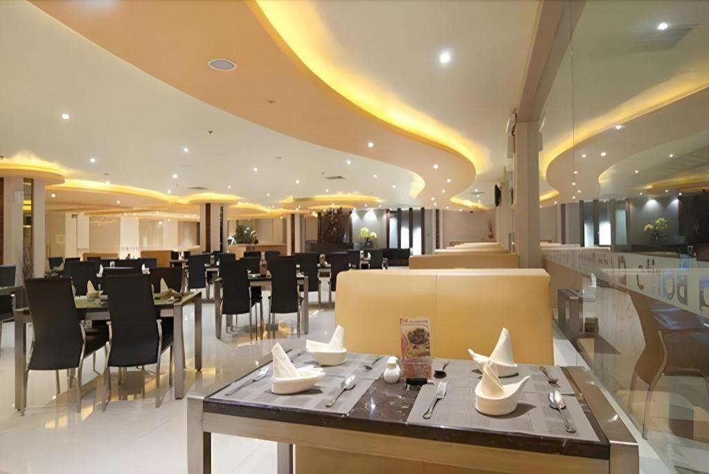 Aria Barito Hotel Банджармасін Екстер'єр фото