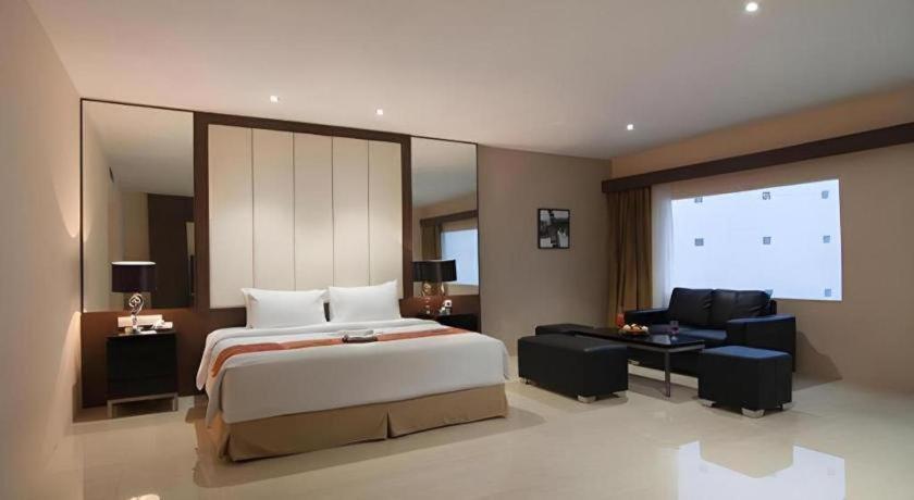 Aria Barito Hotel Банджармасін Екстер'єр фото